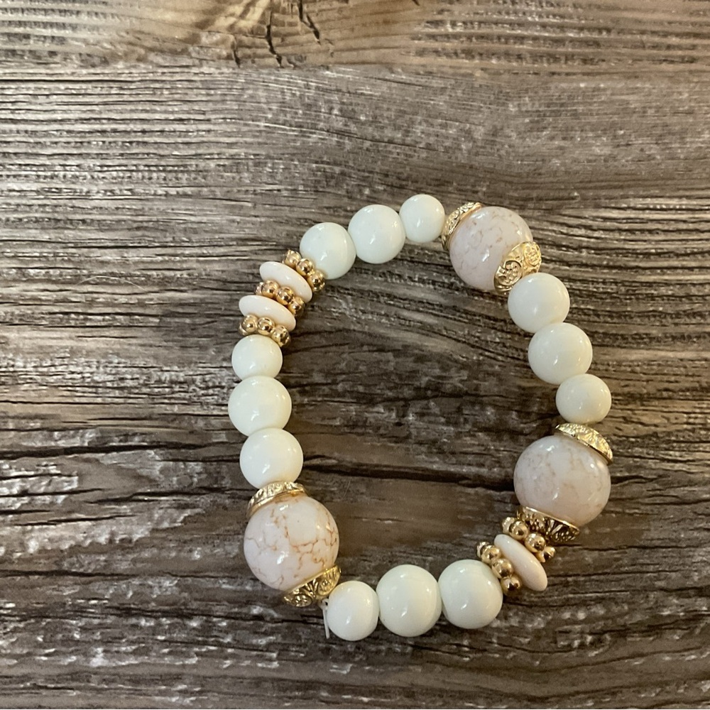 Bracelet Set Stackables - Picture 3 of 6